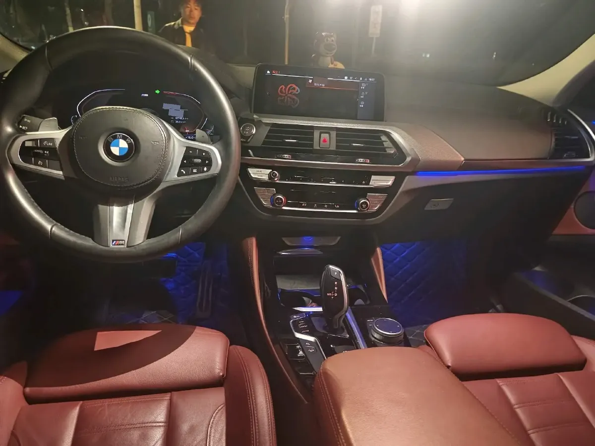 2021 BMW X4 2.0T 184HP L4 8AT,autocango,china used car exporter,china ev exporter,chinese used car exporter,chinese used ev exporter