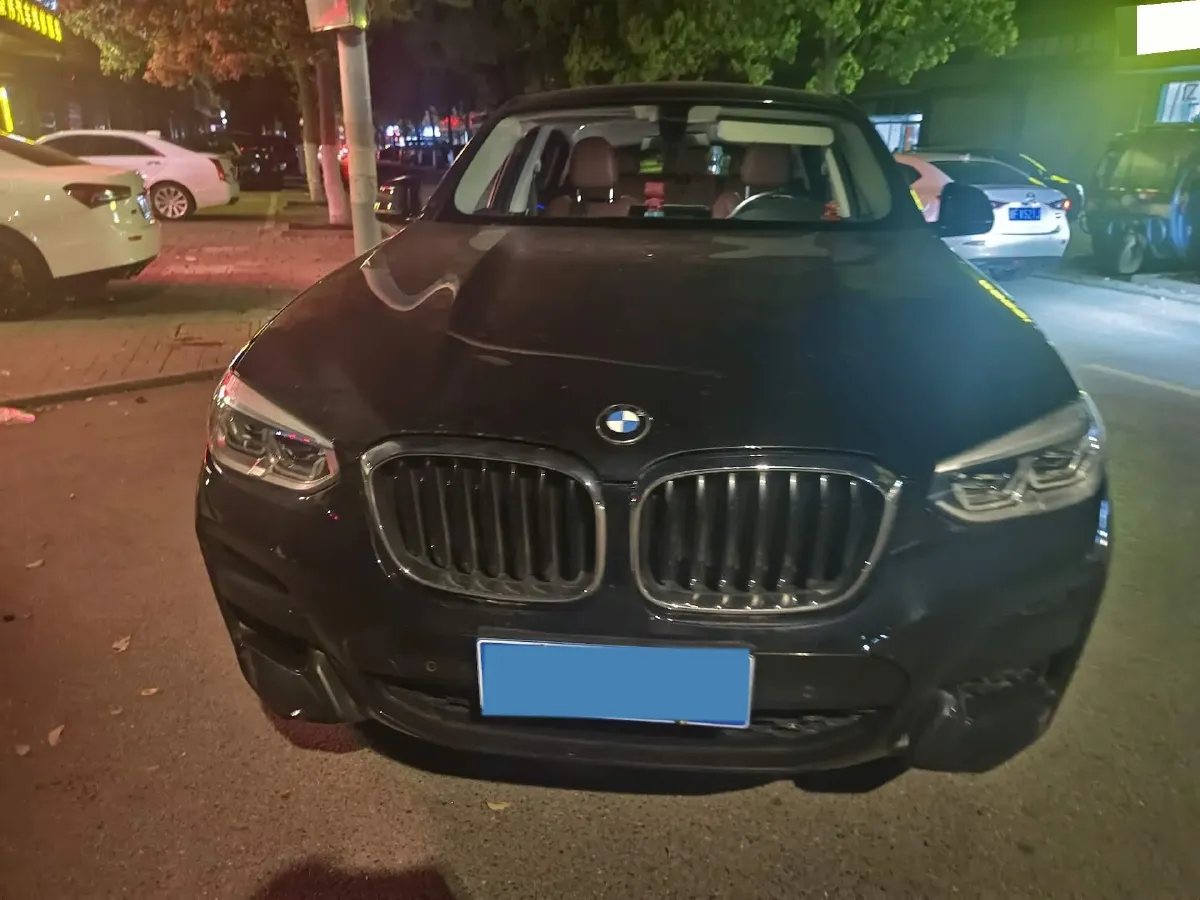 2021 BMW X4 2.0T 184HP L4 8AT,autocango,china used car exporter,china ev exporter,chinese used car exporter,chinese used ev exporter