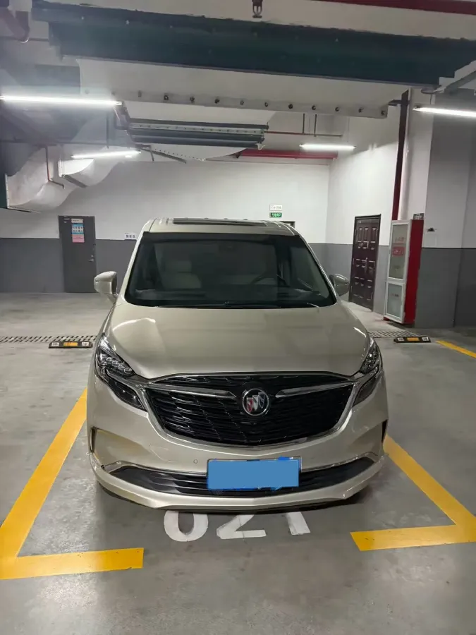 2022 Buick GL8 2.0T 237HP L4 9AT,autocango,china used car exporter,china ev exporter,chinese used car exporter,chinese used ev exporter