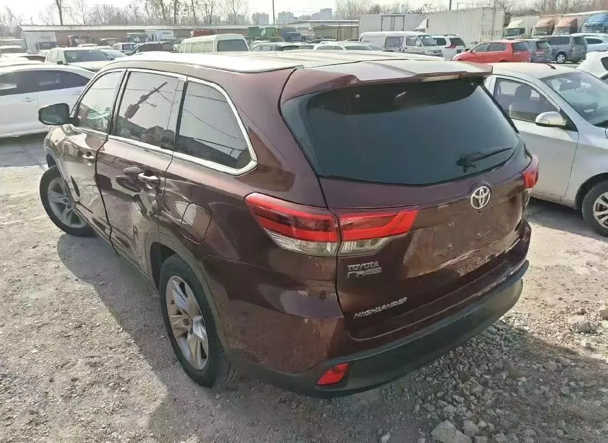 2018 Jeep Grand Commander 2.0T 265HP L4 9AT,autocango,china used car exporter,china ev exporter,chinese used car exporter,chinese used ev exporter