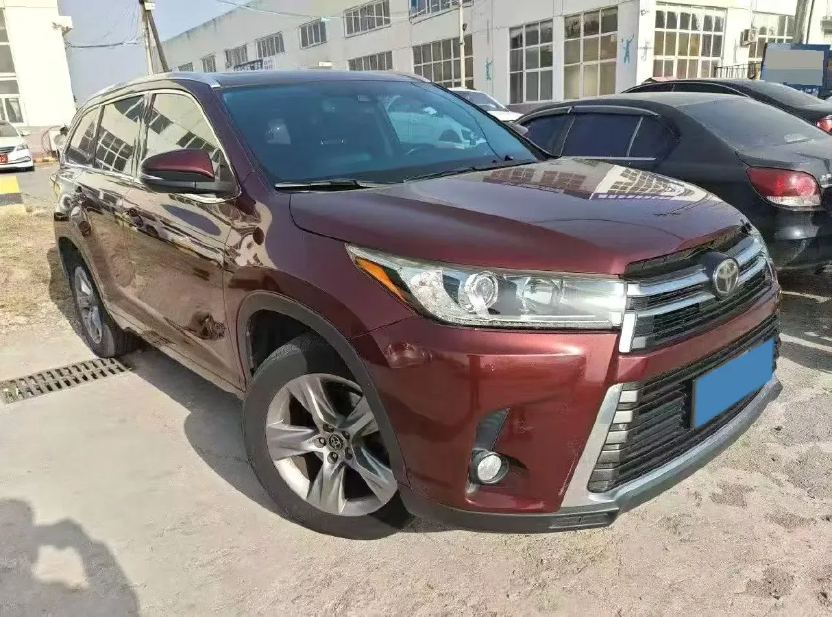 2018 Jeep Grand Commander 2.0T 265HP L4 9AT,autocango,china used car exporter,china ev exporter,chinese used car exporter,chinese used ev exporter