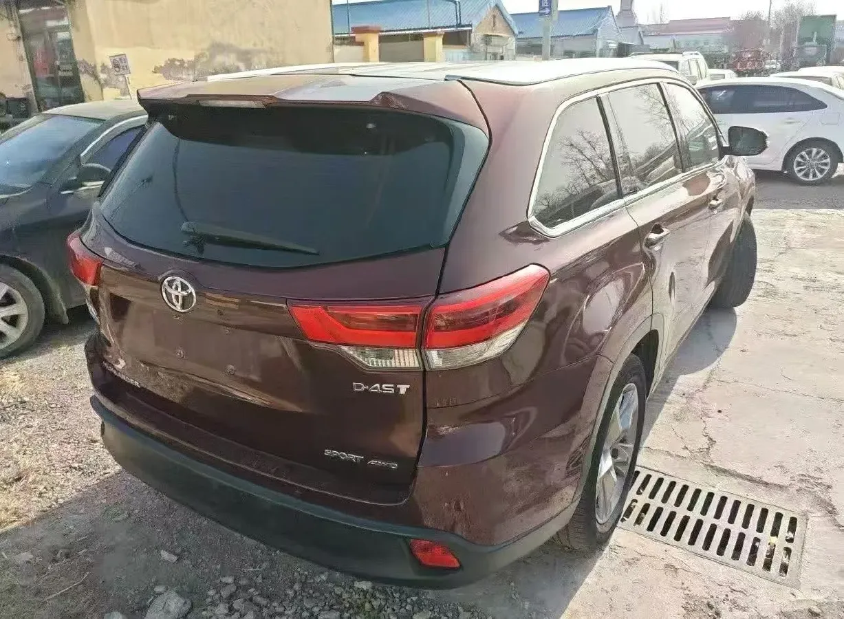 2018 Jeep Grand Commander 2.0T 265HP L4 9AT,autocango,china used car exporter,china ev exporter,chinese used car exporter,chinese used ev exporter