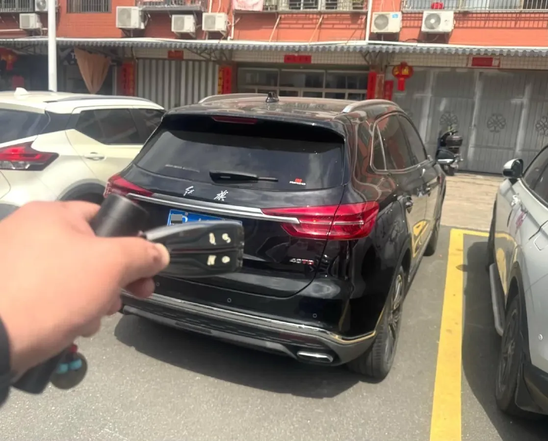 2022 HongQi HS5 2.0T 224HP L4 6AT,autocango,china used car exporter,china ev exporter,chinese used car exporter,chinese used ev exporter