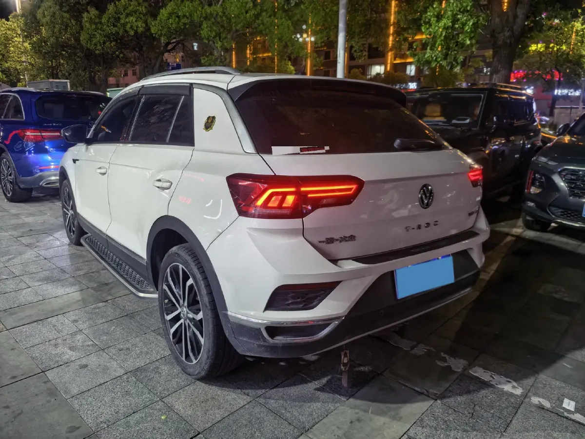 2019 Volkswagen T-Roc 1.4T 150HP L4 7DCT,autocango,china used car exporter,china ev exporter,chinese used car exporter,chinese used ev exporter