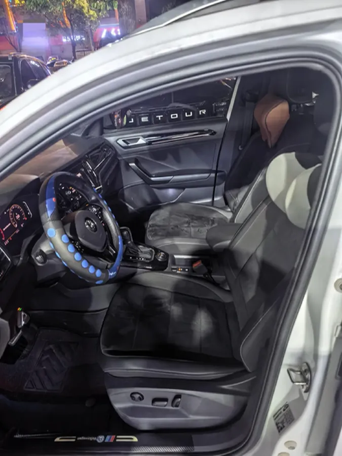 2019 Volkswagen T-Roc 1.4T 150HP L4 7DCT,autocango,china used car exporter,china ev exporter,chinese used car exporter,chinese used ev exporter