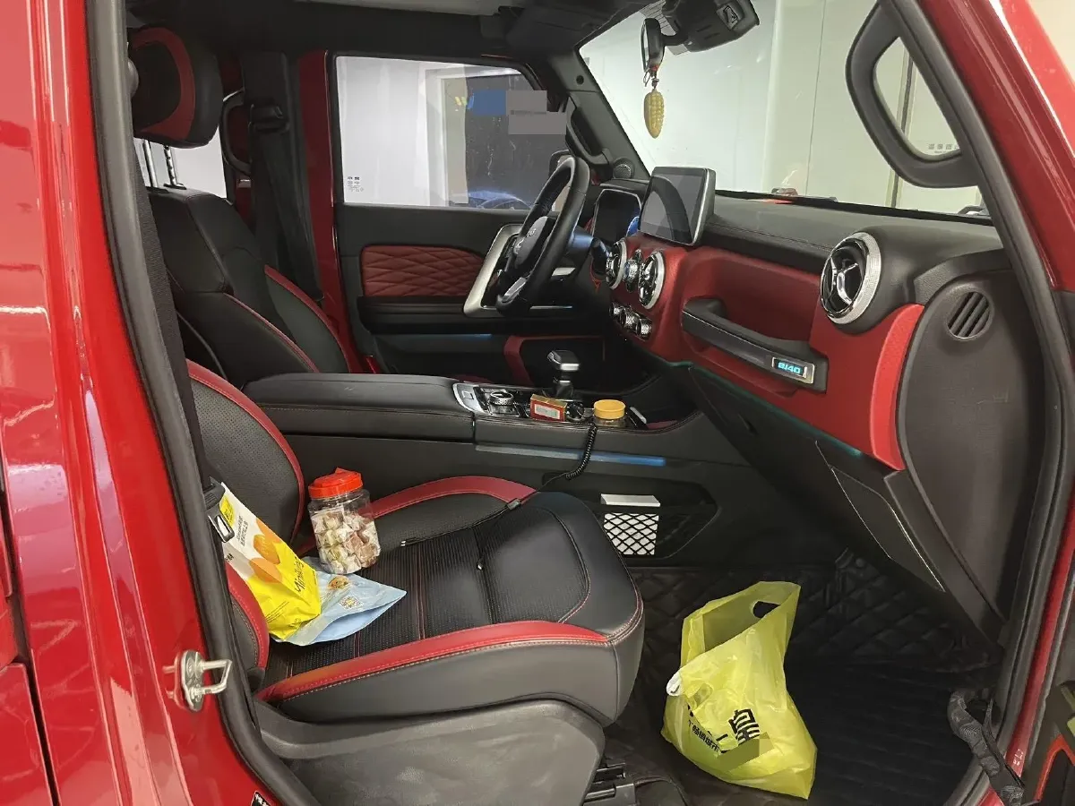 2020 Beijing BJ40 2.0T 224HP L4 8AT,autocango,china used car exporter,china ev exporter,chinese used car exporter,chinese used ev exporter