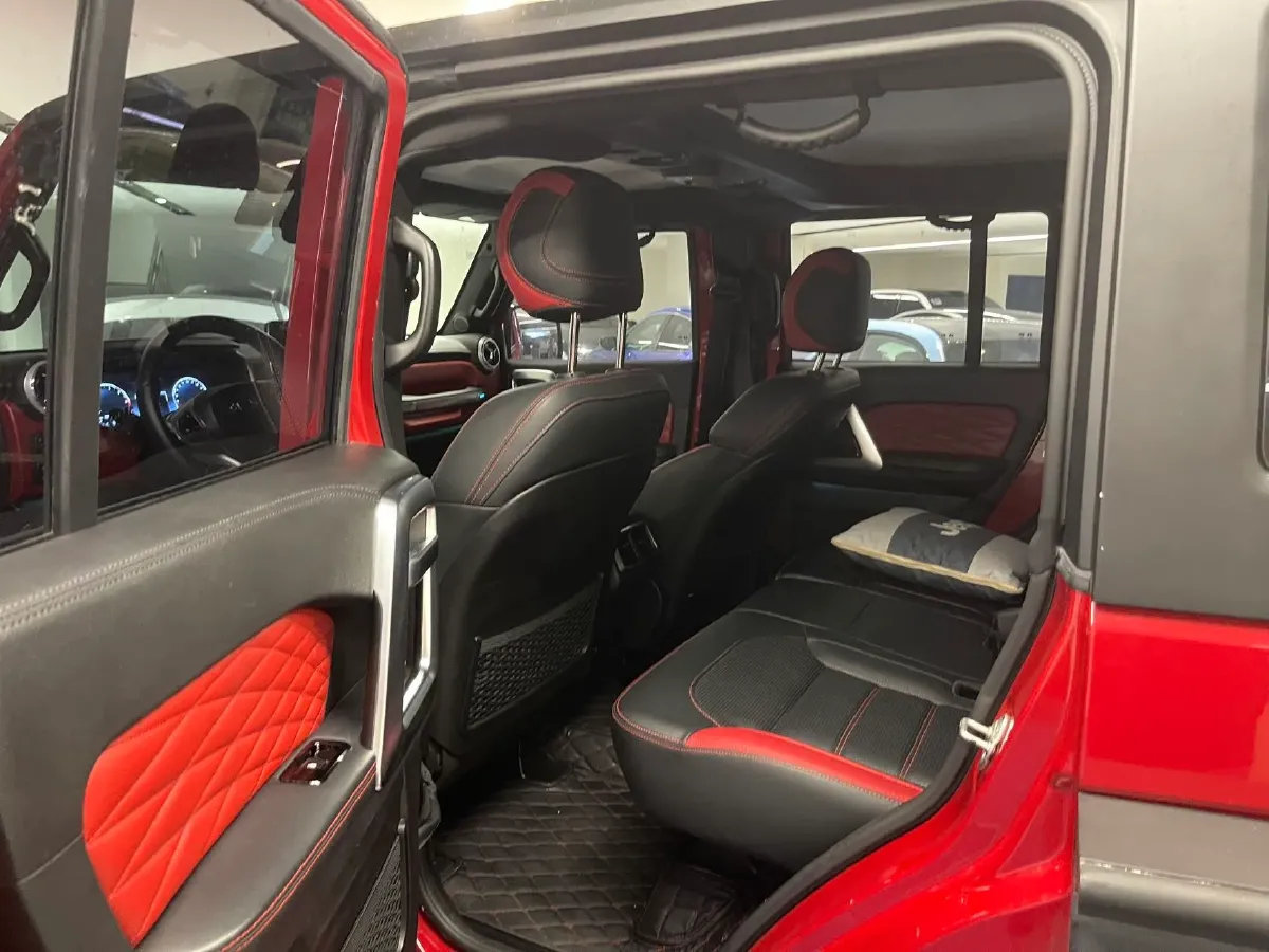 2020 Beijing BJ40 2.0T 224HP L4 8AT,autocango,china used car exporter,china ev exporter,chinese used car exporter,chinese used ev exporter