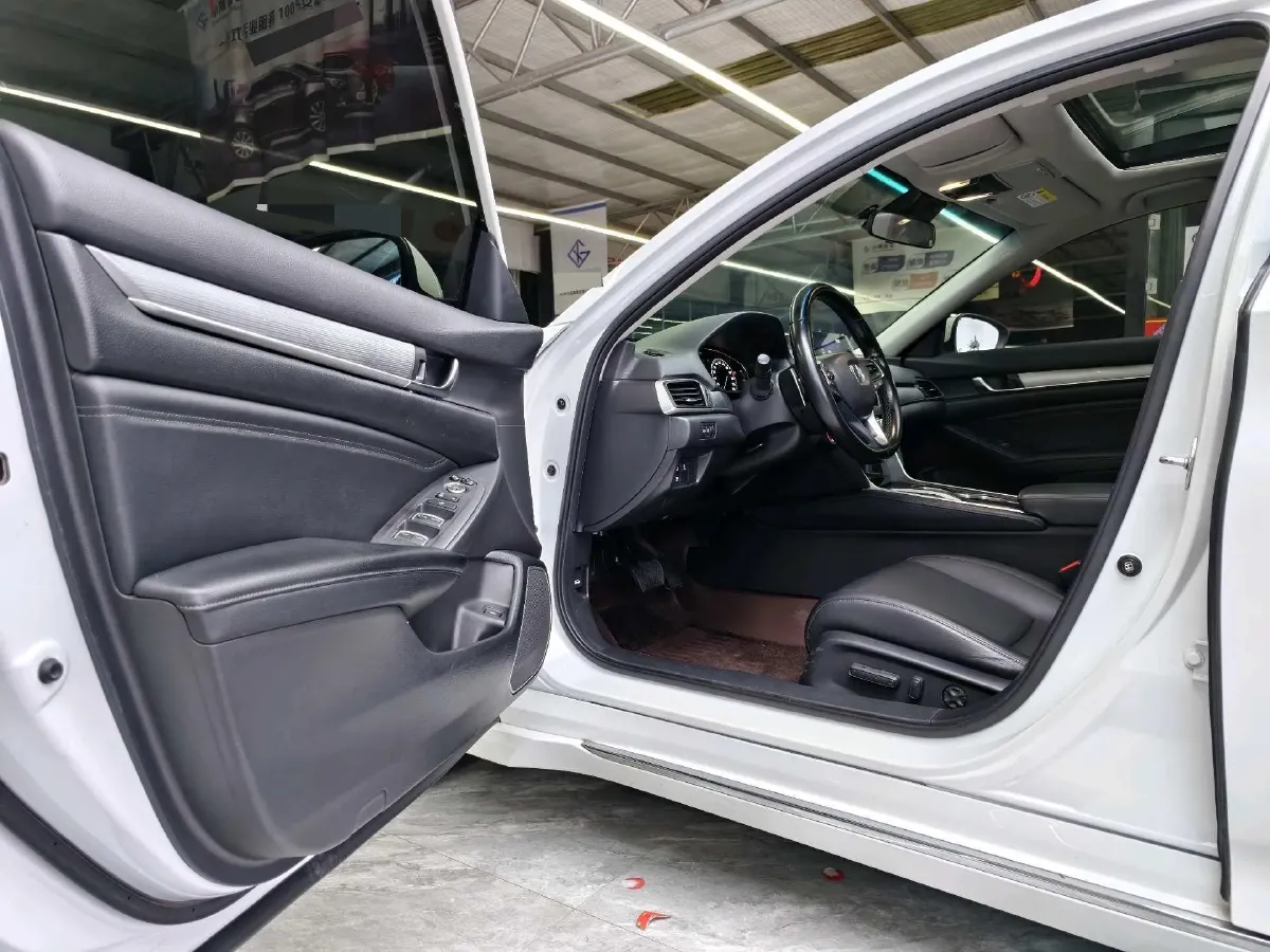 2018 Honda Accord 2.0L 146HP L4 E-CVT Hybrid,autocango,china used car exporter,china ev exporter,chinese used car exporter,chinese used ev exporter