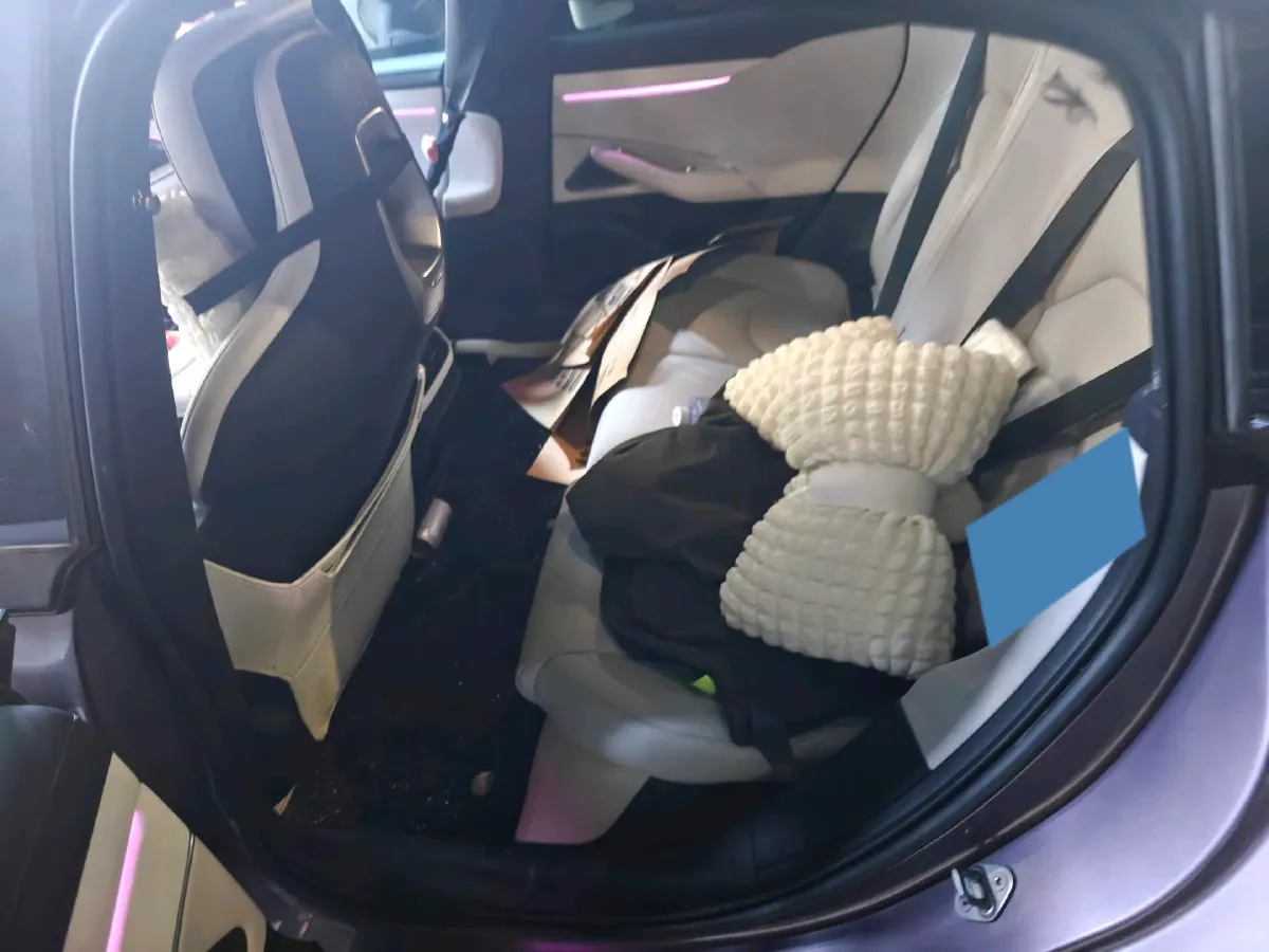 2024 MI SU7 BEV 101KWH,autocango,china used car exporter,china ev exporter,chinese used car exporter,chinese used ev exporter