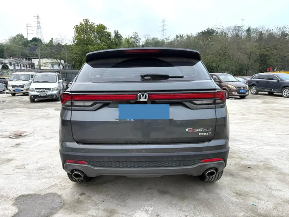 2021 ChangAn CS35 Plus 1.4T 160HP L4 7DCT,autocango,china used car exporter,china ev exporter,chinese used car exporter,chinese used ev exporter