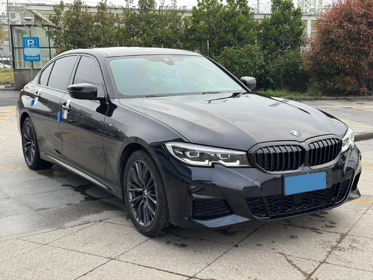 2022 BMW 3 Series 2.0T 184HP L4 8AT,autocango,china used car exporter,china ev exporter,chinese used car exporter,chinese used ev exporter