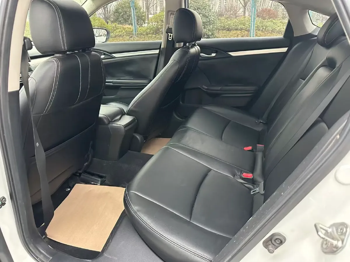 2019 Honda Civic 1.5T 177HP L4 6MT,autocango,china used car exporter,china ev exporter,chinese used car exporter,chinese used ev exporter