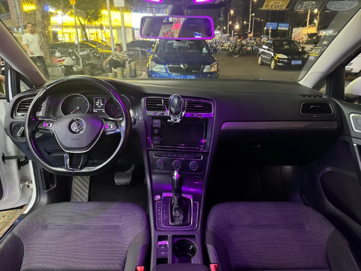 2019 Volkswagen Golf 1.4T 150HP L4 7DCT,autocango,china used car exporter,china ev exporter,chinese used car exporter,chinese used ev exporter