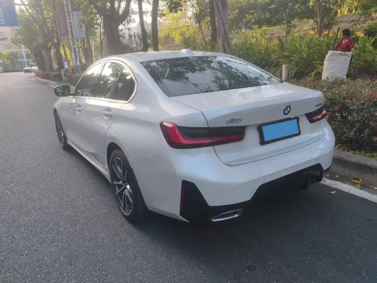 2025 BMW 3 Series 2.0T 184HP L4 8AT,autocango,china used car exporter,china ev exporter,chinese used car exporter,chinese used ev exporter