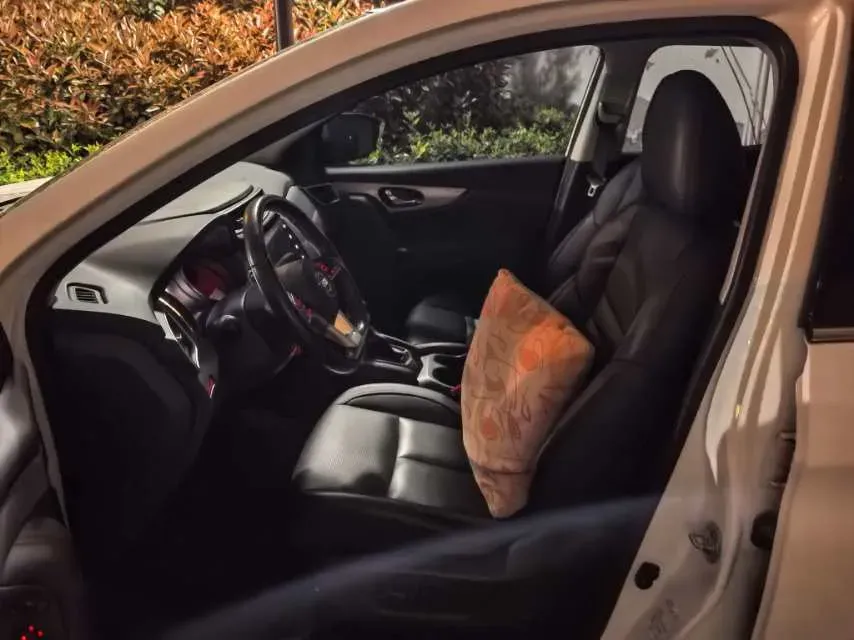 2021 Nissan Qashqai 2.0L 151HP L4 CVT,autocango,china used car exporter,china ev exporter,chinese used car exporter,chinese used ev exporter