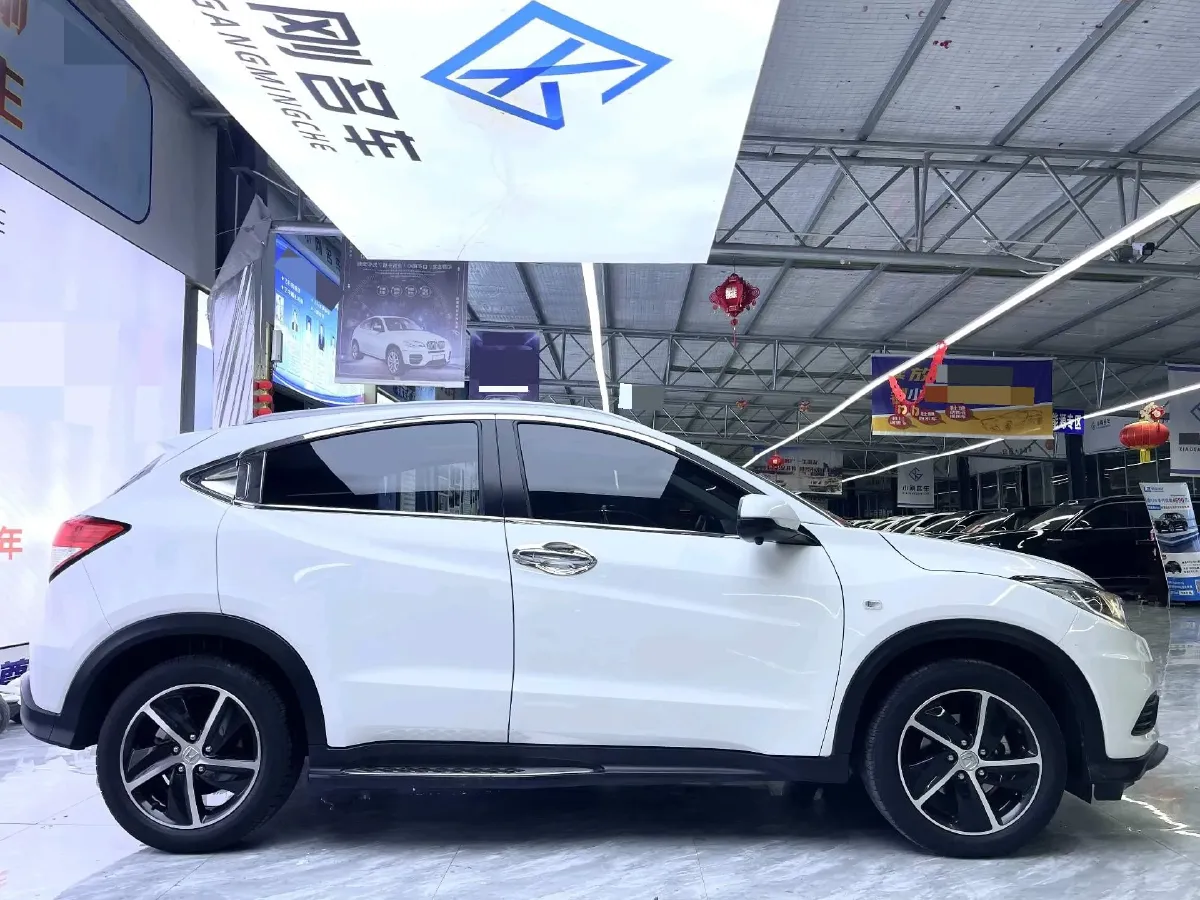 2020 Honda Vezel 1.5L 131HP L4 CVT,autocango,china used car exporter,china ev exporter,chinese used car exporter,chinese used ev exporter