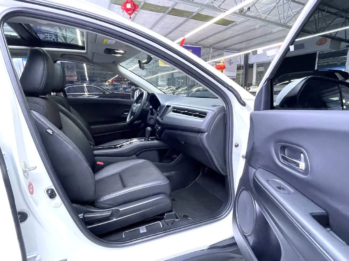 2020 Honda Vezel 1.5L 131HP L4 CVT,autocango,china used car exporter,china ev exporter,chinese used car exporter,chinese used ev exporter