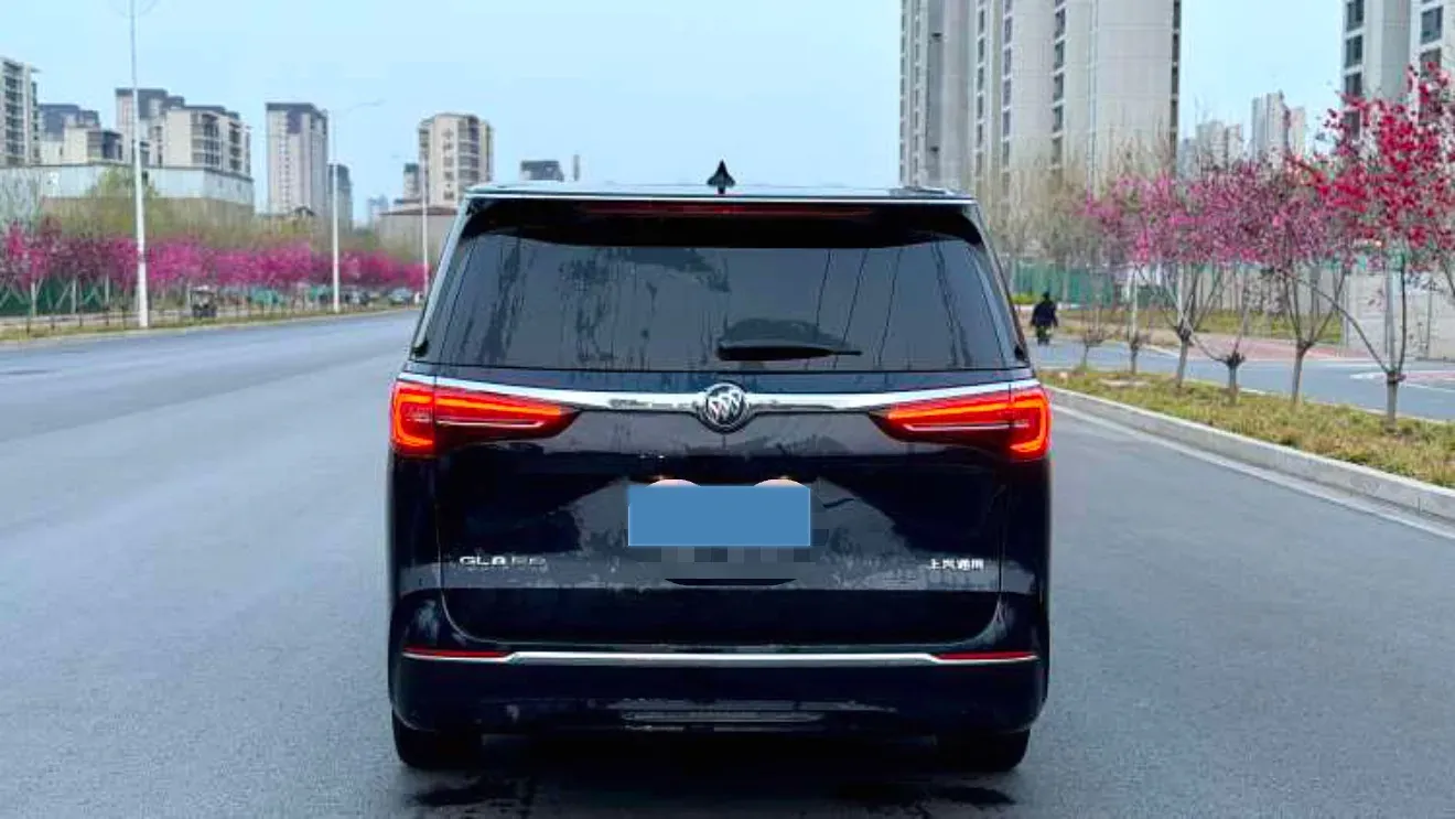 2023 Buick GL8 2.0T 237HP L4 9AT,autocango,china used car exporter,china ev exporter,chinese used car exporter,chinese used ev exporter