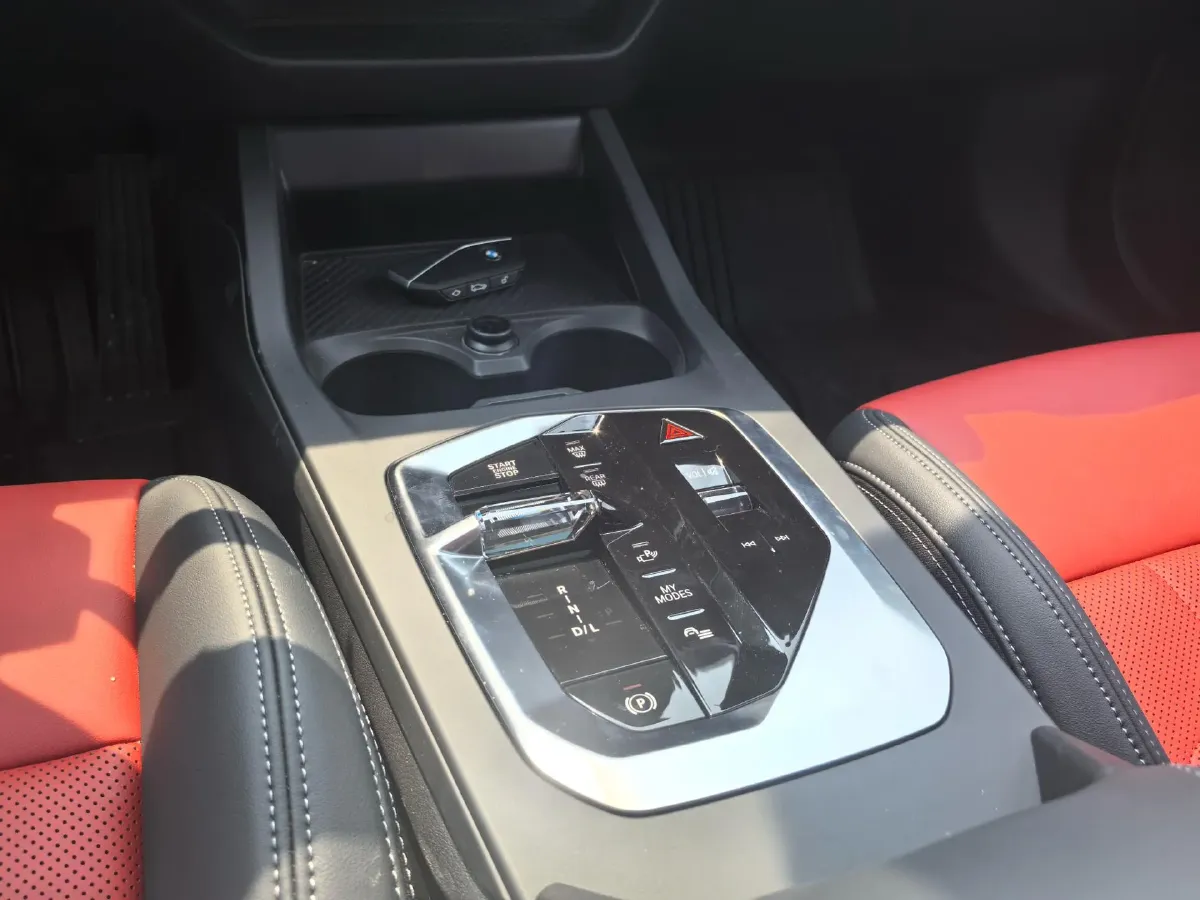 2025 JAC Refine RefineRF8 2.0T 253HP L4 8AT,autocango,china used car exporter,china ev exporter,chinese used car exporter,chinese used ev exporter