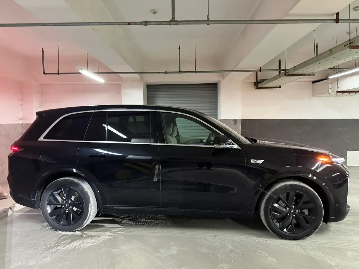 2023 Li L7 Range Extended 154HP REEV 40.9KWH,autocango,china used car exporter,china ev exporter,chinese used car exporter,chinese used ev exporter