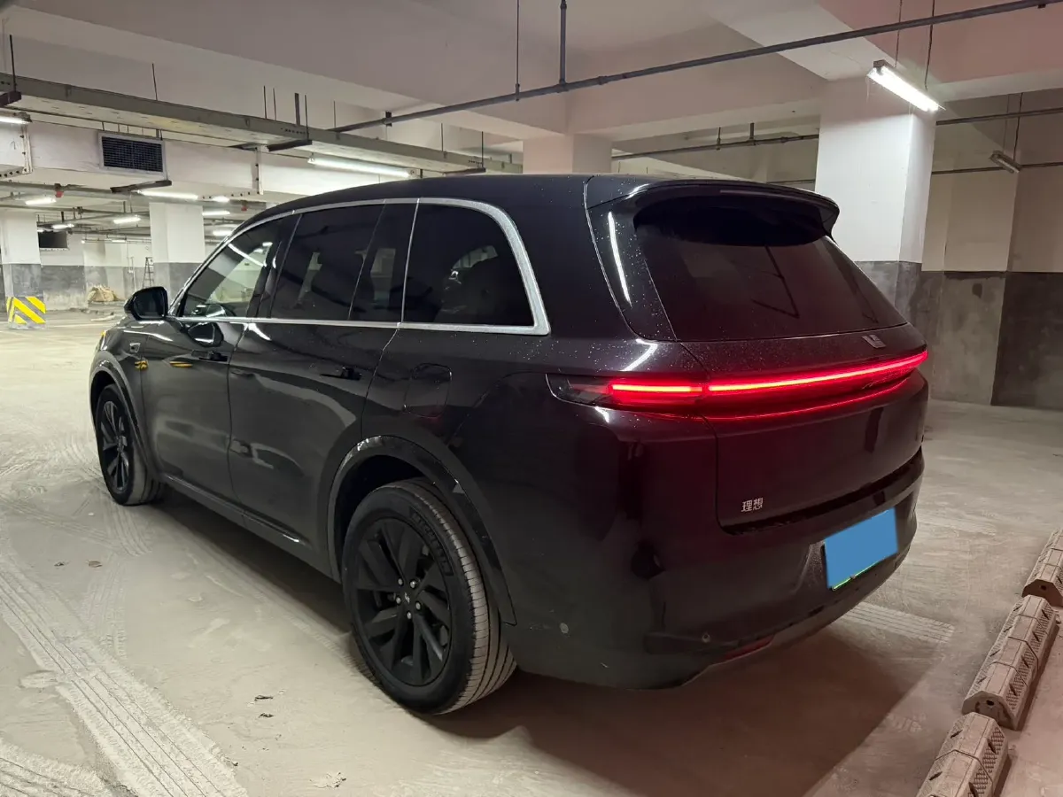 2023 Li L7 Range Extended 154HP REEV 40.9KWH,autocango,china used car exporter,china ev exporter,chinese used car exporter,chinese used ev exporter