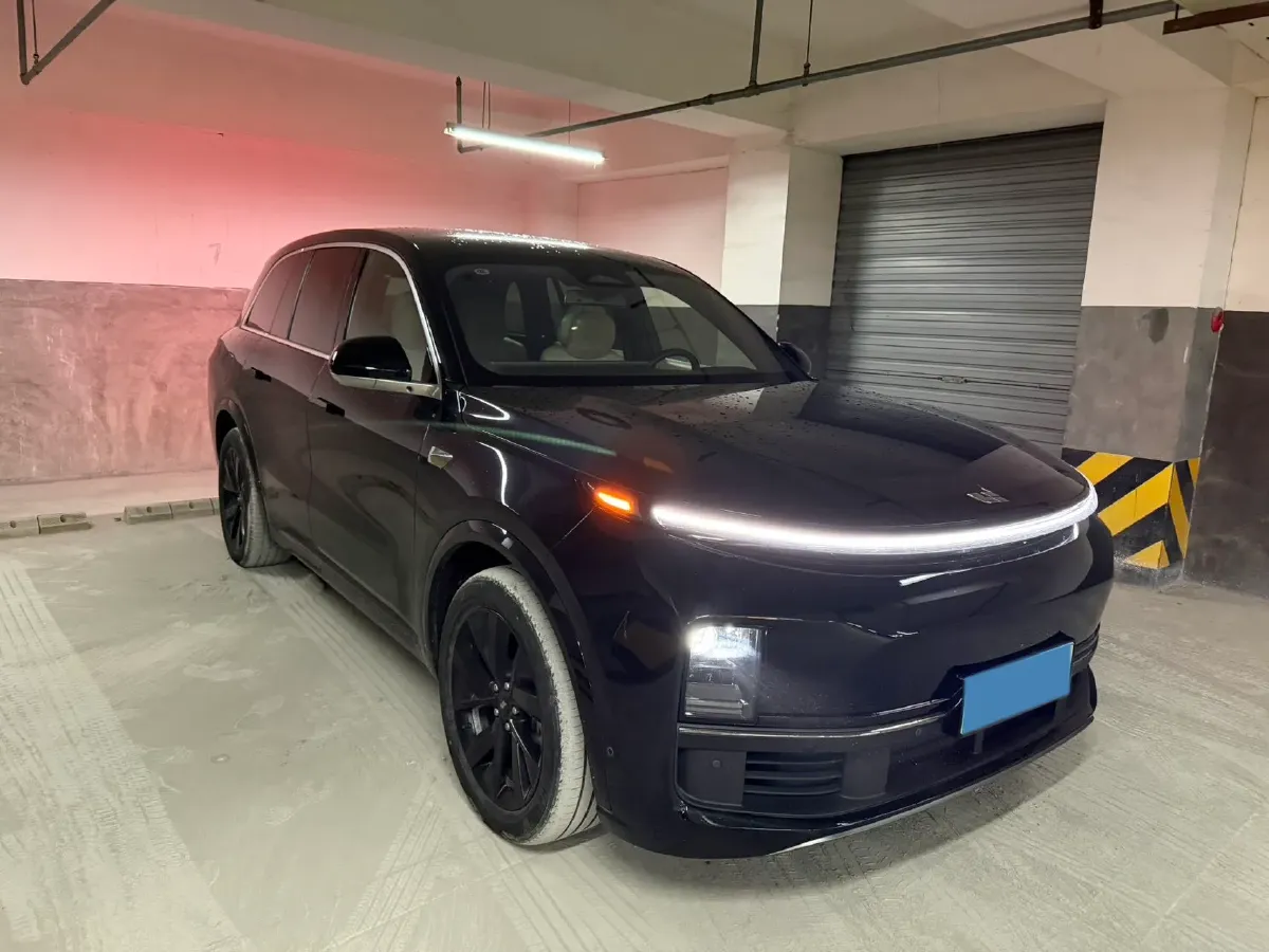 2023 Li L7 Range Extended 154HP REEV 40.9KWH,autocango,china used car exporter,china ev exporter,chinese used car exporter,chinese used ev exporter