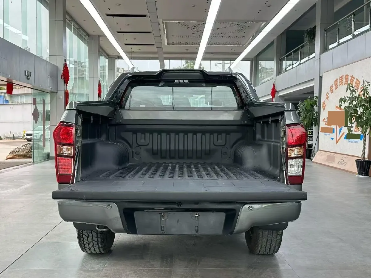 2018 Isuzu D-MAX 3.0T 177HP L4 6AT,autocango,china used car exporter,china ev exporter,chinese used car exporter,chinese used ev exporter