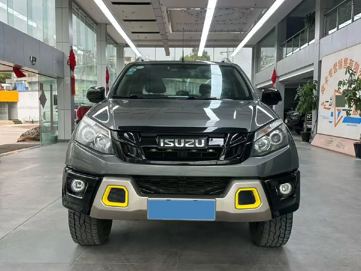 2018 Isuzu D-MAX 3.0T 177HP L4 6AT,autocango,china used car exporter,china ev exporter,chinese used car exporter,chinese used ev exporter