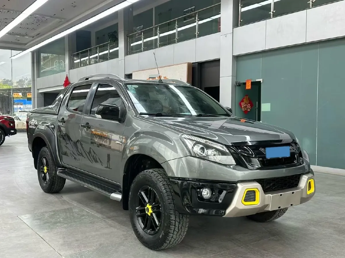 2018 Isuzu D-MAX 3.0T 177HP L4 6AT,autocango,china used car exporter,china ev exporter,chinese used car exporter,chinese used ev exporter