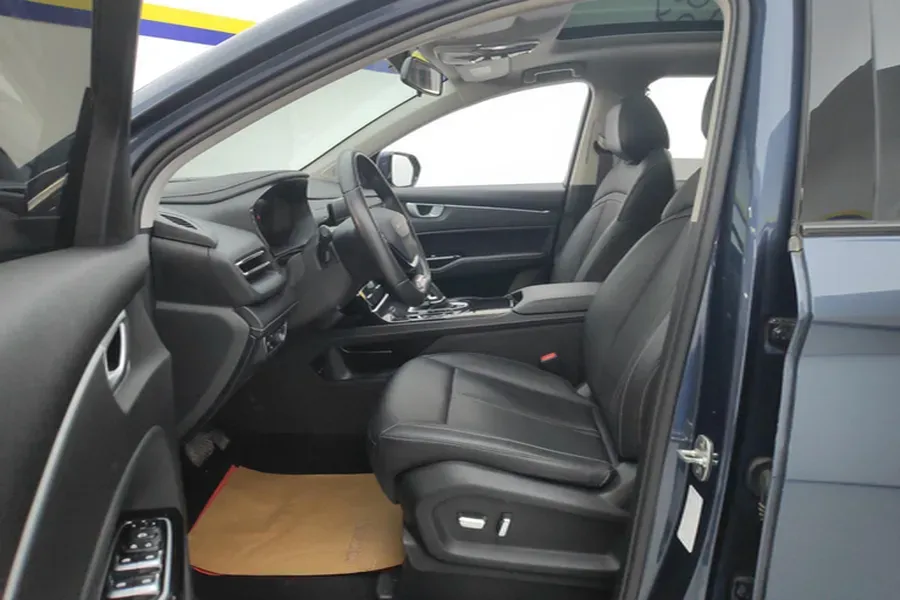 2020 WuLing KaiJie 1.5T 147HP L4 CVT,autocango,china used car exporter,china ev exporter,chinese used car exporter,chinese used ev exporter