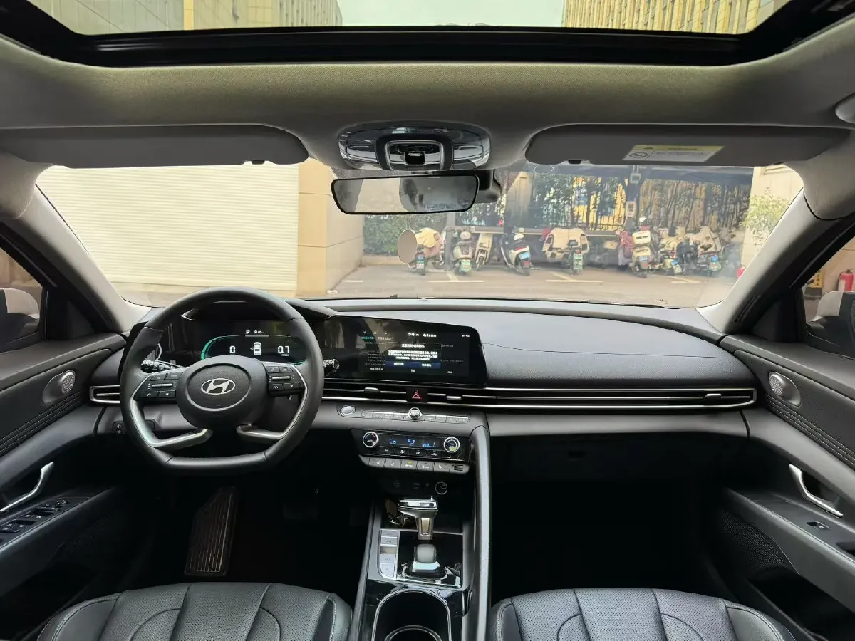 2023 Hyundai Elantra 1.5L 115HP L4 CVT,autocango,china used car exporter,china ev exporter,chinese used car exporter,chinese used ev exporter