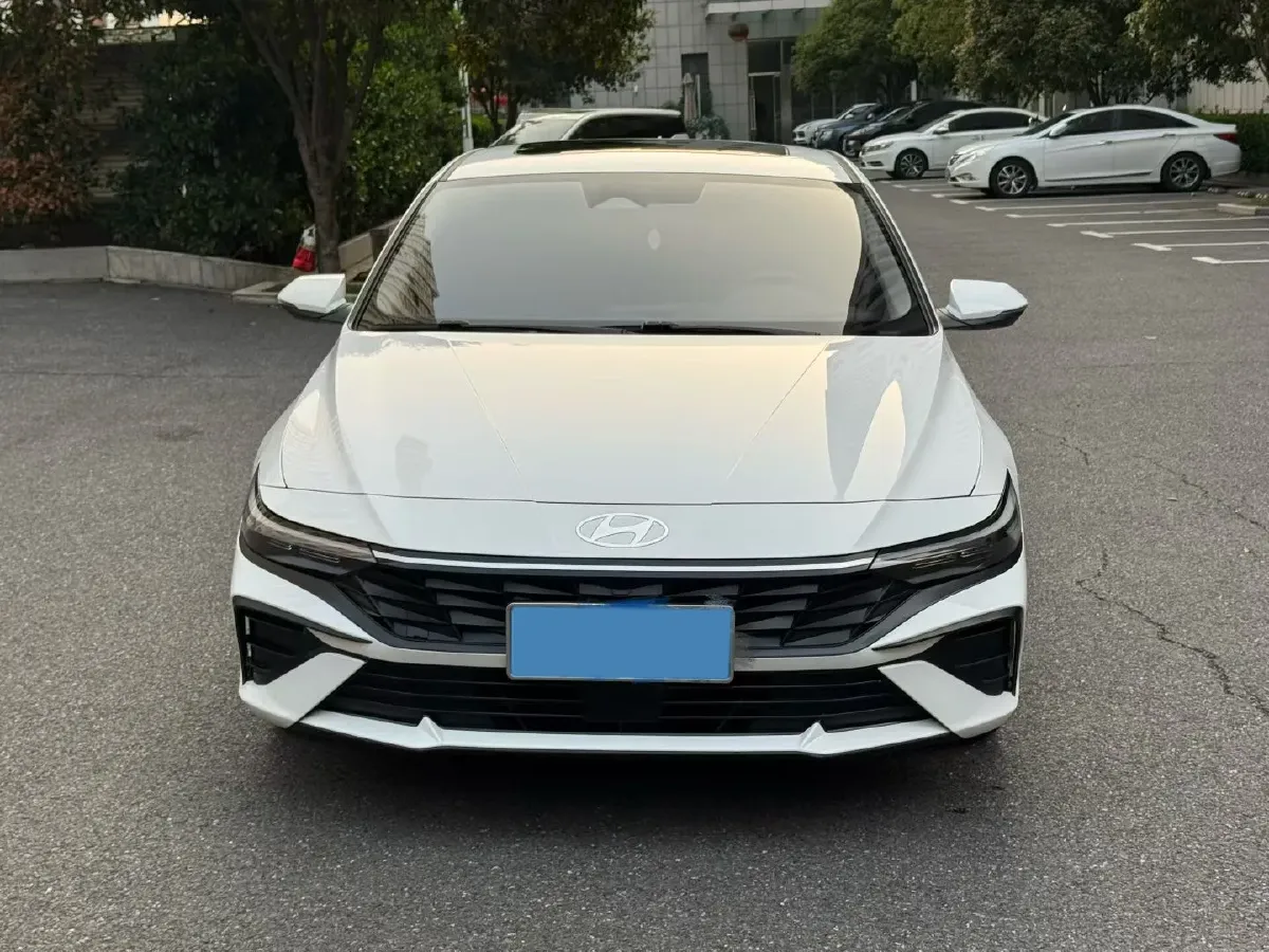 2023 Hyundai Elantra 1.5L 115HP L4 CVT,autocango,china used car exporter,china ev exporter,chinese used car exporter,chinese used ev exporter