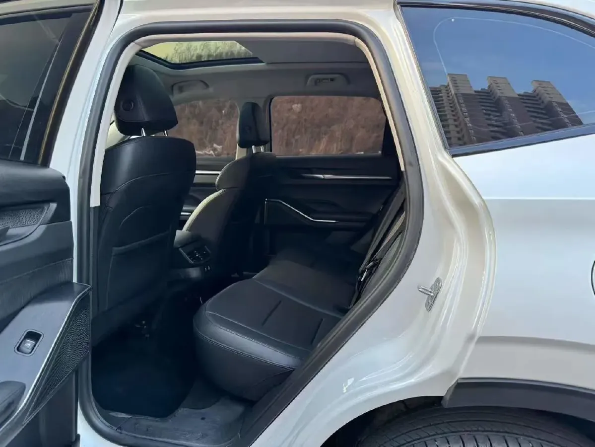 2025 Haval H6 1.5T 150HP L4 7DCT,autocango,china used car exporter,china ev exporter,chinese used car exporter,chinese used ev exporter