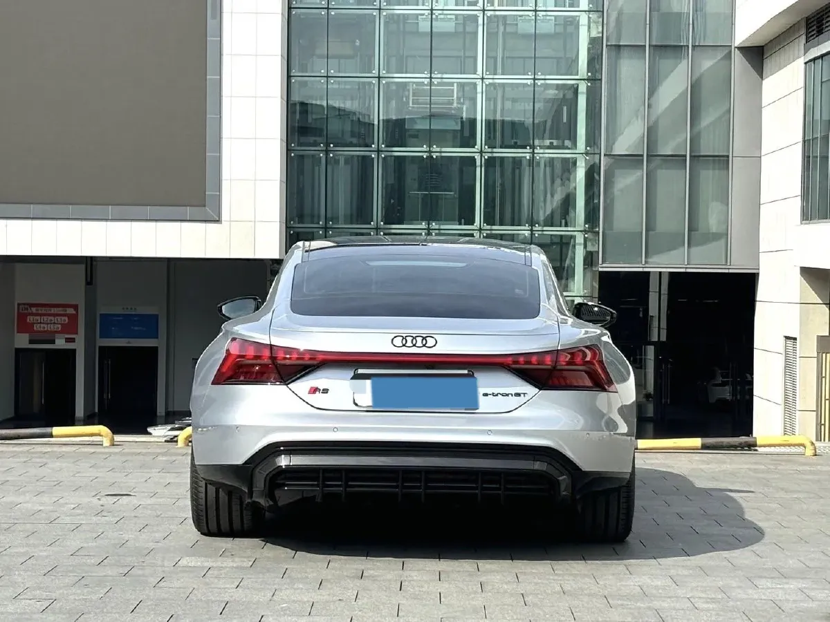 2023 Audi RS e-tron GT 2AT BEV 93.4KWH,autocango,china used car exporter,china ev exporter,chinese used car exporter,chinese used ev exporter