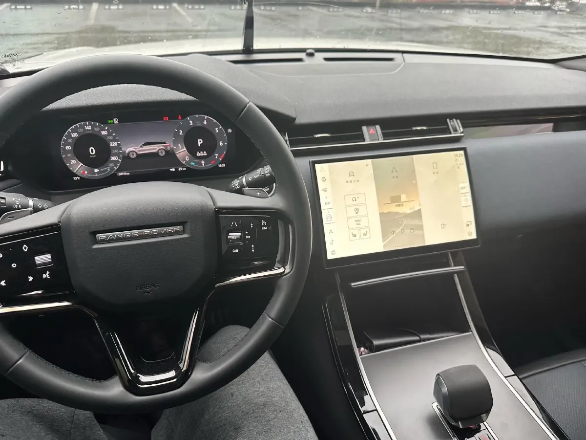 2024 Land Rover Range Rover Velar 2.0T 250HP L4 8AT,autocango,china used car exporter,china ev exporter,chinese used car exporter,chinese used ev exporter