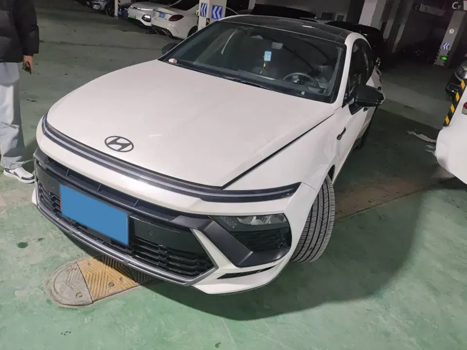 2024 Hyundai Sonata 2.0T 250HP L4 8AT,autocango,china used car exporter,china ev exporter,chinese used car exporter,chinese used ev exporter