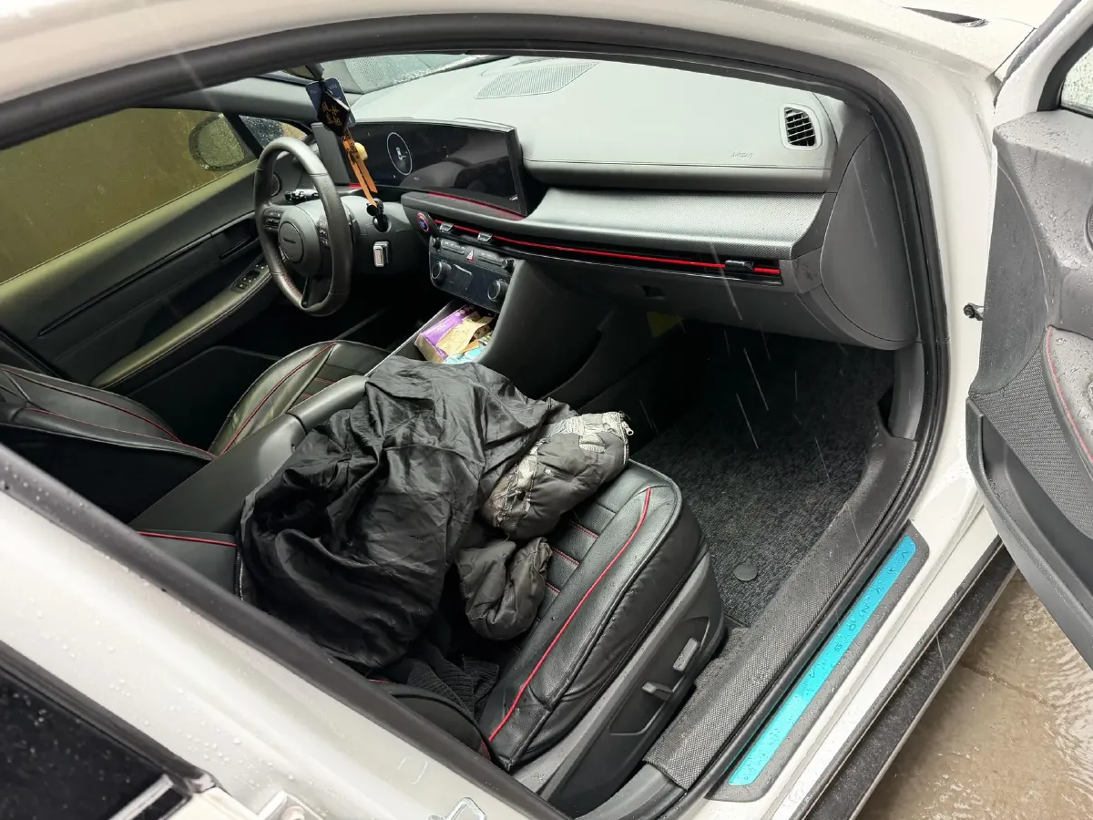 2024 Hyundai Sonata 2.0T 250HP L4 8AT,autocango,china used car exporter,china ev exporter,chinese used car exporter,chinese used ev exporter