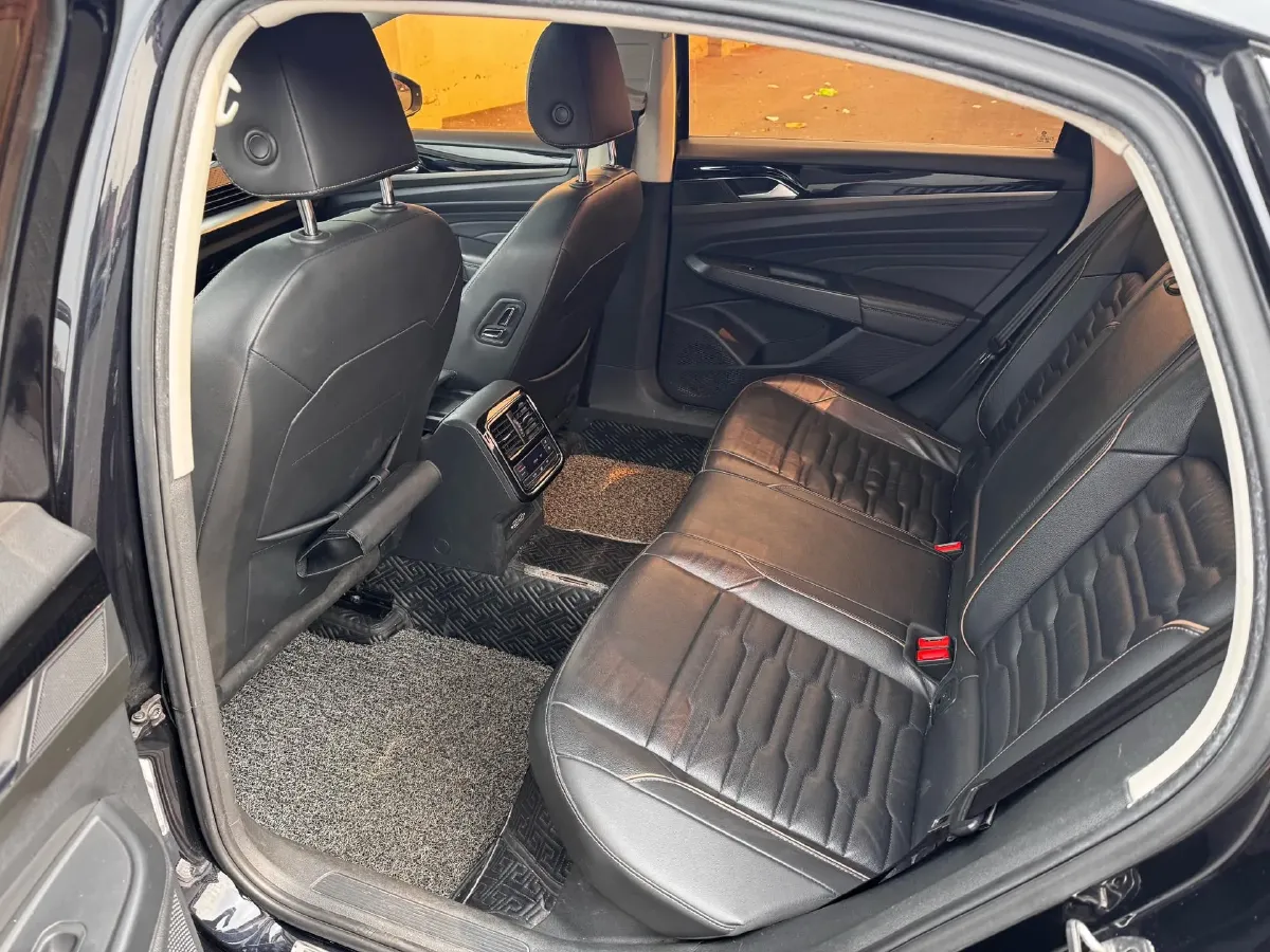 2019 Volkswagen Passat 1.4T 150HP L4 7DCT,autocango,china used car exporter,china ev exporter,chinese used car exporter,chinese used ev exporter