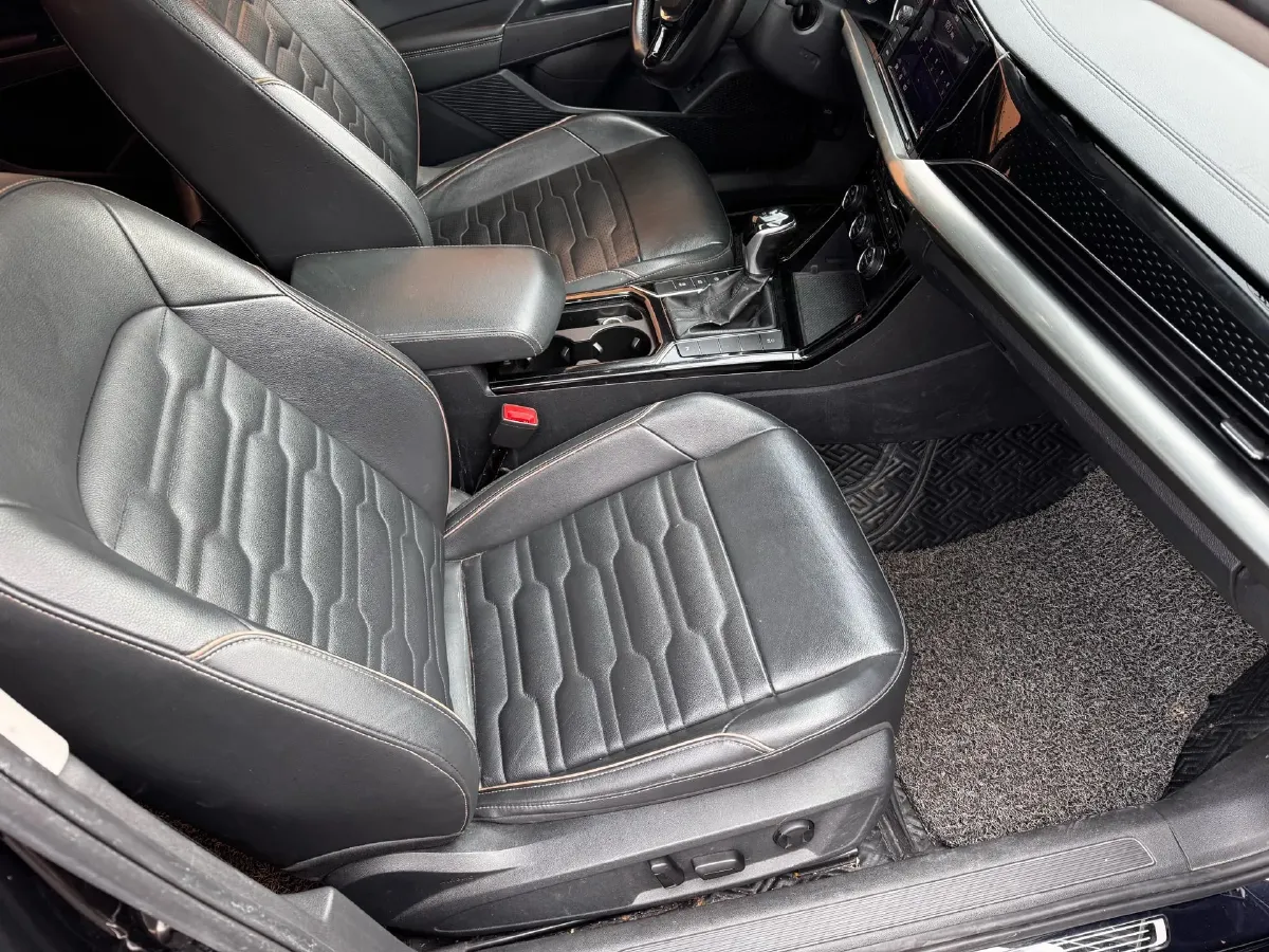 2019 Volkswagen Passat 1.4T 150HP L4 7DCT,autocango,china used car exporter,china ev exporter,chinese used car exporter,chinese used ev exporter