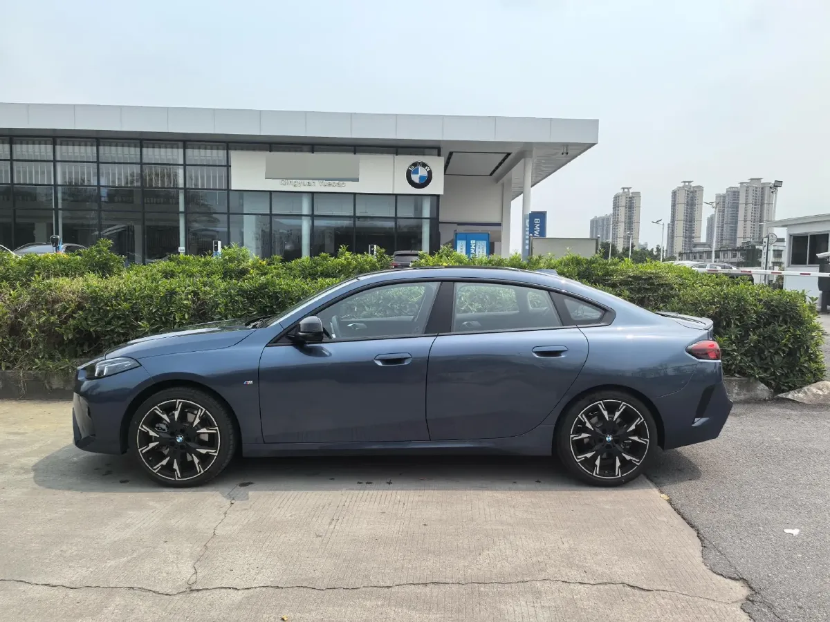 2025 JAC Refine RefineRF8 2.0T 253HP L4 8AT,autocango,china used car exporter,china ev exporter,chinese used car exporter,chinese used ev exporter