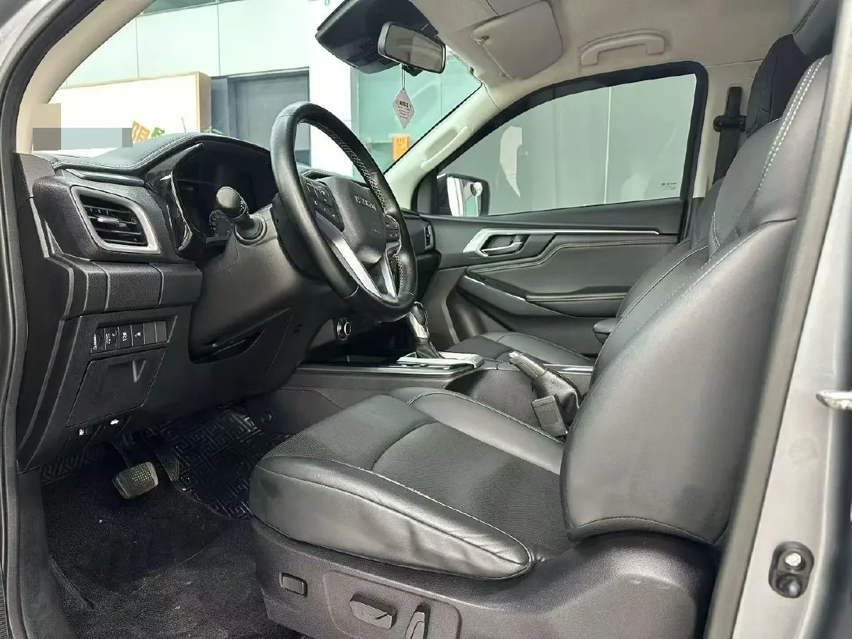 2021 Isuzu D-MAX 1.9T 163HP L4 6AT,autocango,china used car exporter,china ev exporter,chinese used car exporter,chinese used ev exporter