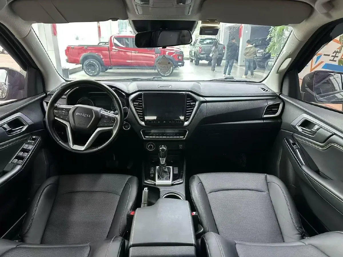 2021 Isuzu D-MAX 1.9T 163HP L4 6AT,autocango,china used car exporter,china ev exporter,chinese used car exporter,chinese used ev exporter