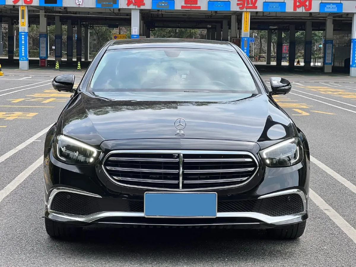 2021 Mercedes-Benz E Class 2.0T 258HP L4 9AT,autocango,china used car exporter,china ev exporter,chinese used car exporter,chinese used ev exporter