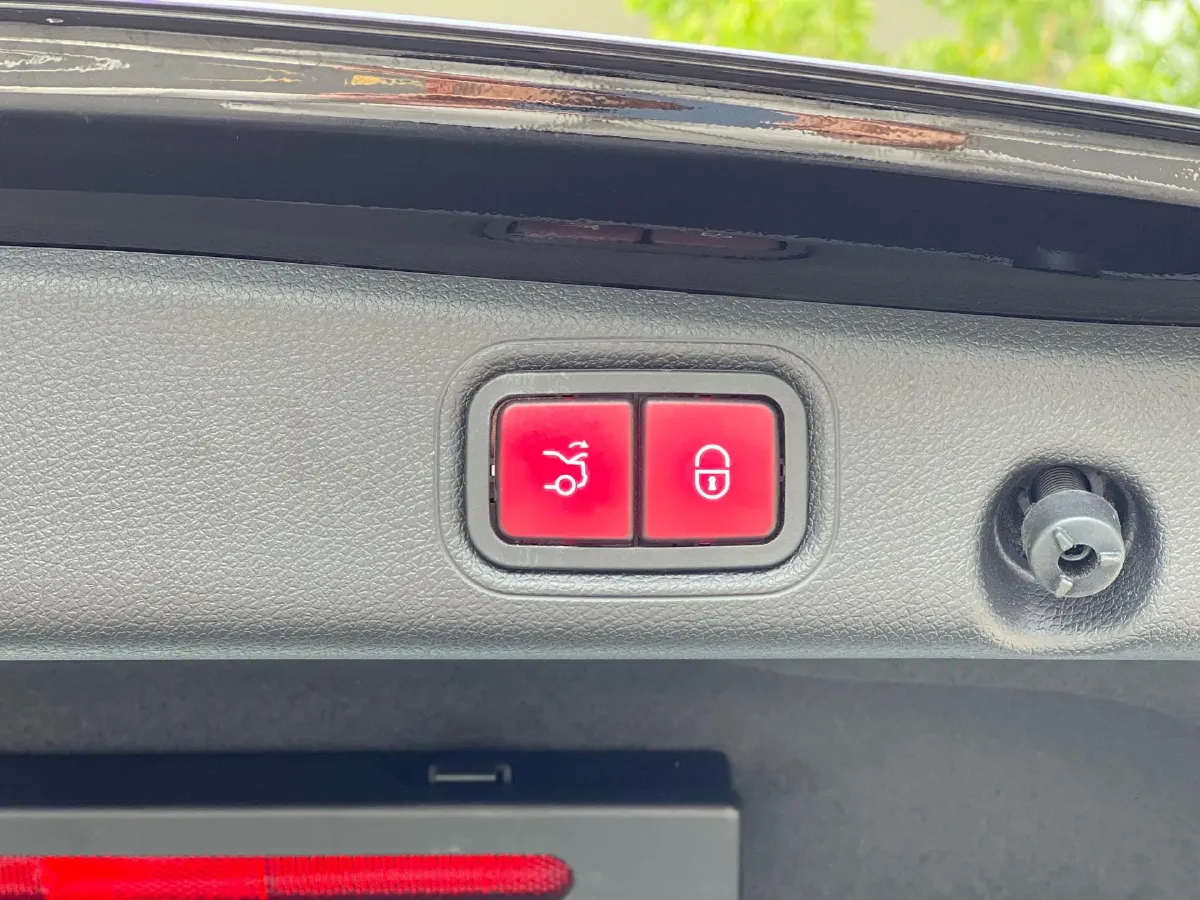 2021 Mercedes-Benz E Class 2.0T 258HP L4 9AT,autocango,china used car exporter,china ev exporter,chinese used car exporter,chinese used ev exporter