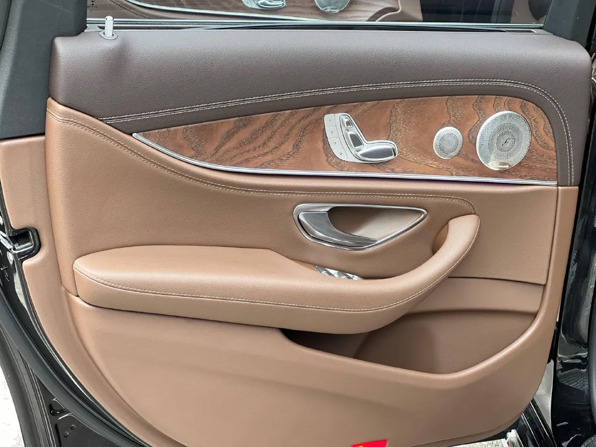 2021 Mercedes-Benz E Class 2.0T 258HP L4 9AT,autocango,china used car exporter,china ev exporter,chinese used car exporter,chinese used ev exporter