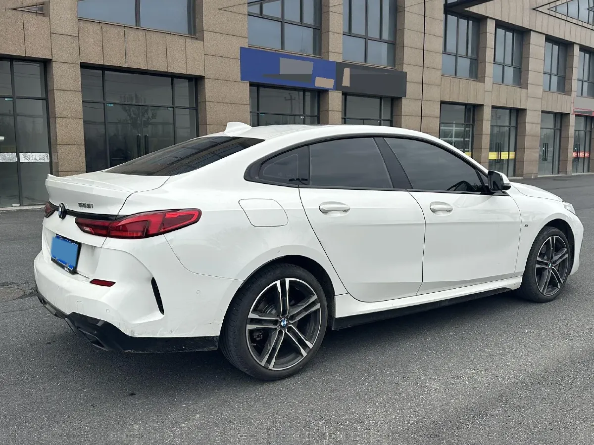 2023 BMW 2 Series 2.0T 178HP L4 7DCT,autocango,china used car exporter,china ev exporter,chinese used car exporter,chinese used ev exporter