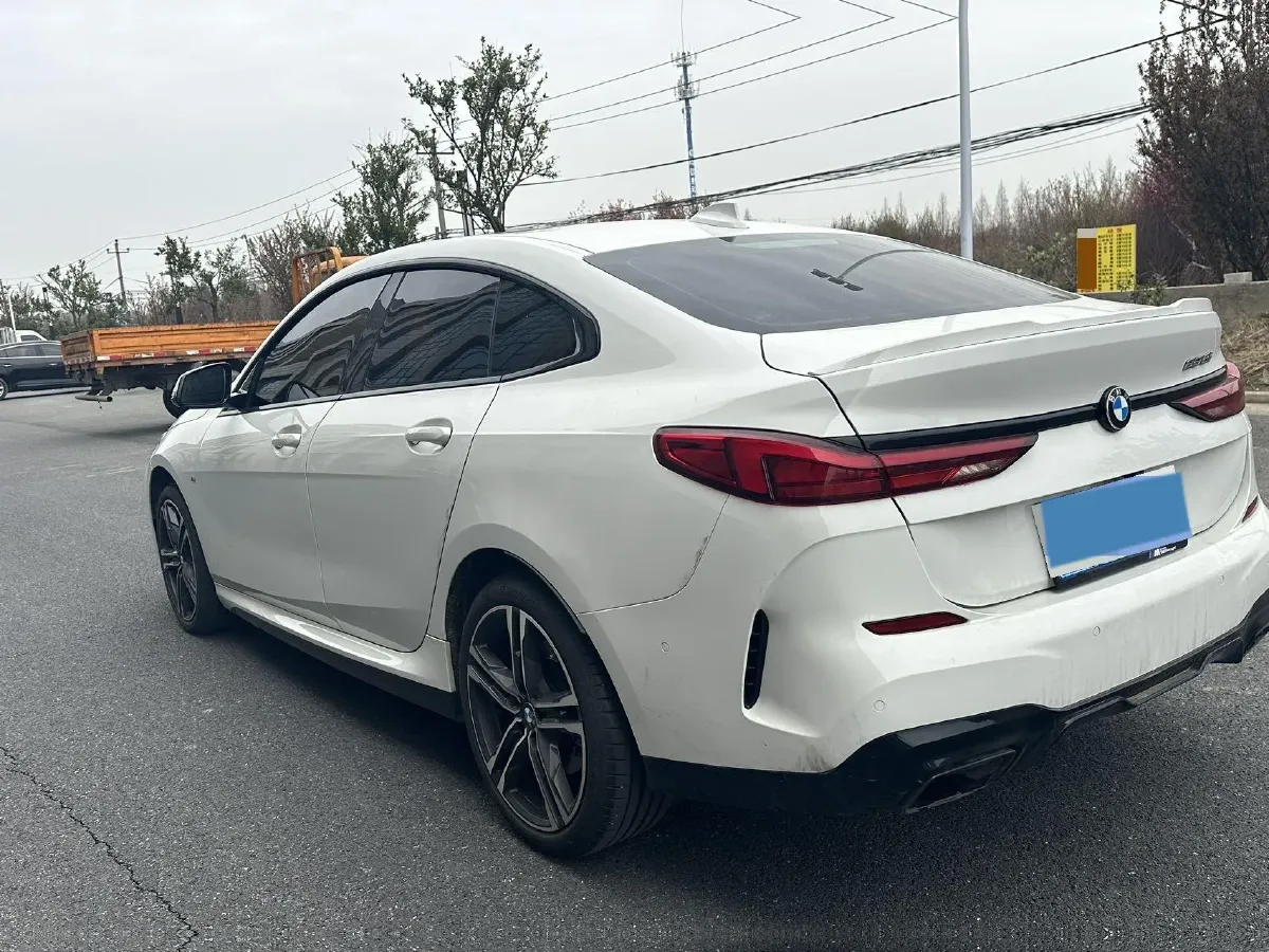 2023 BMW 2 Series 2.0T 178HP L4 7DCT,autocango,china used car exporter,china ev exporter,chinese used car exporter,chinese used ev exporter