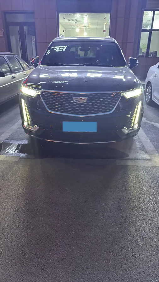 2022 Cadillac XT6 2.0T 237HP L4 9AT,autocango,china used car exporter,china ev exporter,chinese used car exporter,chinese used ev exporter
