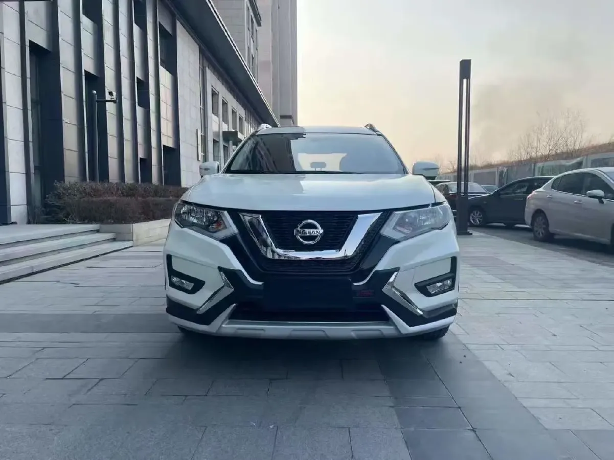 2020 Nissan X-Trail 2.0L 154HP L4 CVT,autocango,china used car exporter,china ev exporter,chinese used car exporter,chinese used ev exporter
