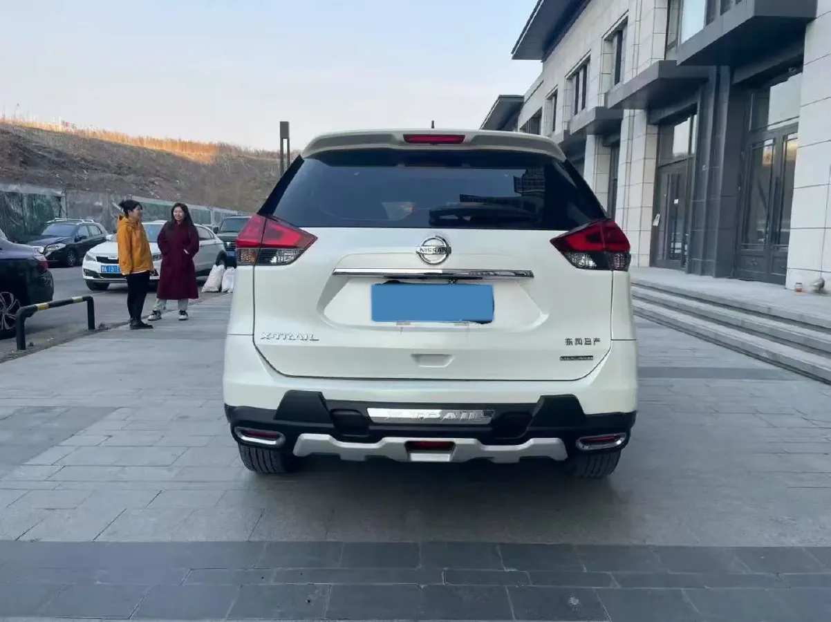 2020 Nissan X-Trail 2.0L 154HP L4 CVT,autocango,china used car exporter,china ev exporter,chinese used car exporter,chinese used ev exporter
